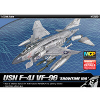 Academy F-4J Phantom 1/72