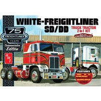 AMT Freightliner 2 In 1 Tractor 1/25