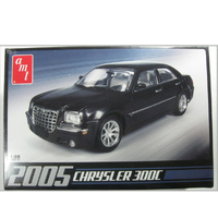 AMT Chrysler 300c 2005 1/25