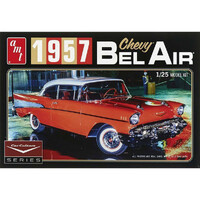 AMT Chevy Bel Air W/ Diarama Red Kit   1/25