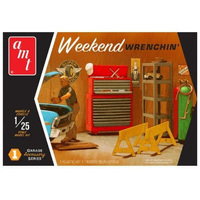 AMT Garage Accessory Set Weekend Wrenchin  1/25