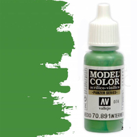 Vallejo Model Colour #074 Intermediate Green 17 ml Acrylic Paint [70891]