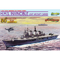 Dragon H.M.S. Invincible Light Aircraft Carrier Falklands War 1/700