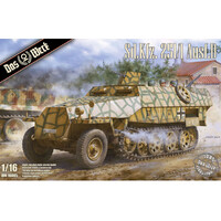 Das Werk 16005 Sd.Kfz.251/1 Ausf.D Plastic Model Kit  1/16