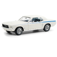 Green Light Ford Mustang Pacesetter 1967 Special White 1/18