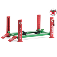 Green Light Texaco Four Post Hoist 1/18