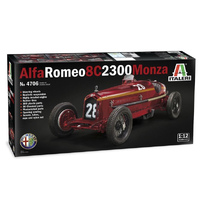 Italeri Alfa Romeo 8C 2300 Monza Tazio Nuvolari Driver 1/12