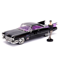 Jada Catwoman W/ 1959 Cadillac Bombshells Movie 1/24