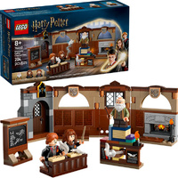 LEGO 76442 Harry Potter Hogwarts Castle Charms Class