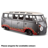 Maisto VW Combi  Van Design Outlaws 1/24