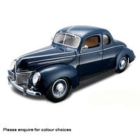 Maisto Ford Deluxe SP Coupe 1939 1/18