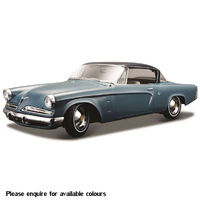 Maisto Studebaker Star Liner 1953 1/18