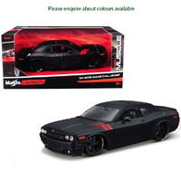 Maisto Muscle 2008 Dodge Challenger  1/24