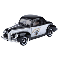 Motor Max Ford Deluxe 1940 Police 1/18