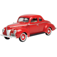 Motor Max Ford Deluxe 1940 1/18