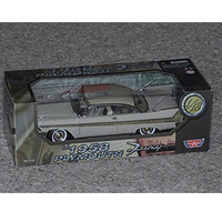 Motor Max  Plymouth Fury 58 White 1/18