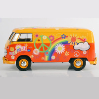 Motor Max VW Delivery Van Flower Power  1/24