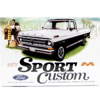 Moebius Ford Sport Custom Pickup 1972   1/25