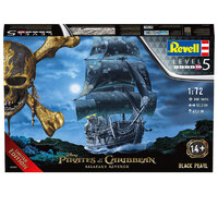 Revell Black Pearl Salazars Revenge  ( Limited Edition Kit) 1/72