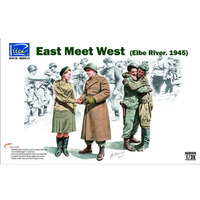 Riich Models East Meet West Elbe River 1945  1/35