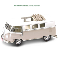 Road Tough VW Microbus 1962 1/18