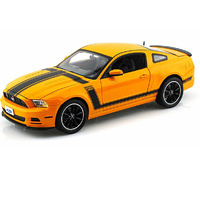 Shelby Ford Mustang 302 2013 Boss Yellow/ Black   1/18