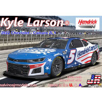 Salvinos Hendrick Motorsport Kyle Larson 2022 Camaro Patriotic 1/24