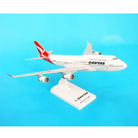 Skymarks Qantas B747-400  ( New Livery)   1/250