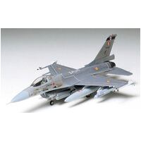 Tamiya F16 Fighting Falcon 1/72