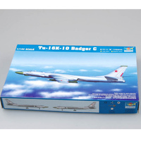 Trumpeter Tu16K-10 Badger C Bomber 1/144